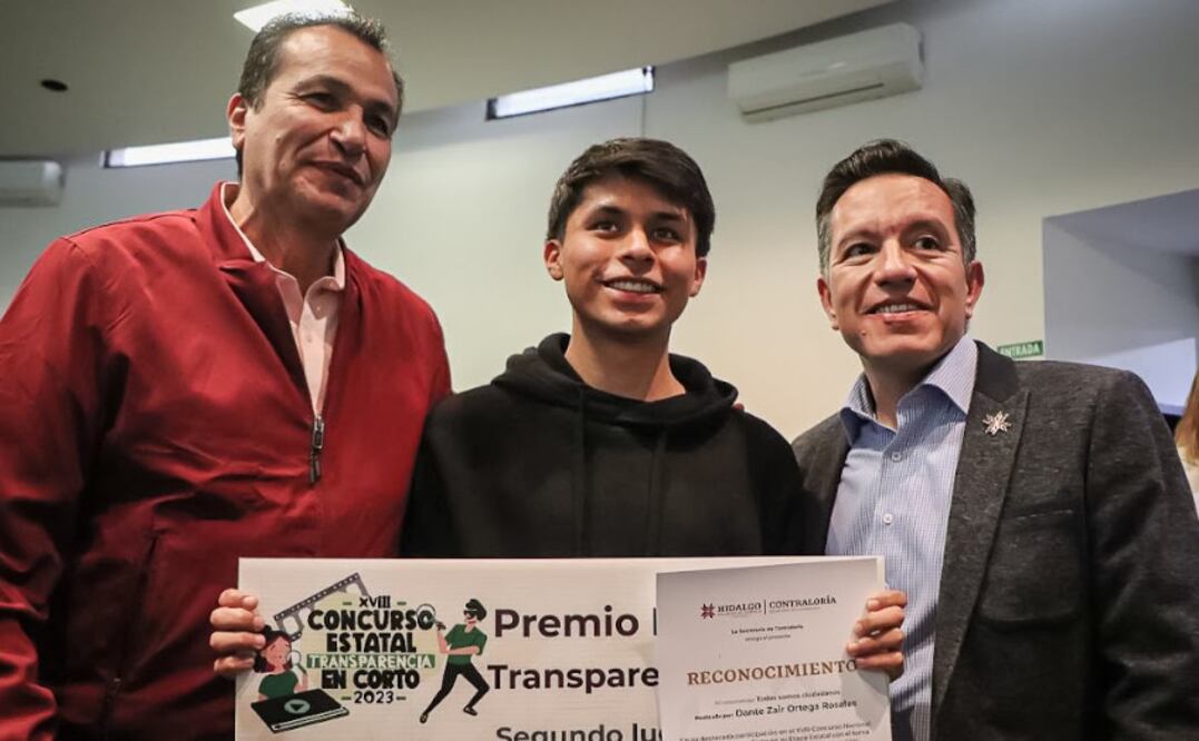 El pasado viernes, durante la 5ª Jornada de Capacitación para la Transformación, la Secretaría de Contraloría, encabezada por Álvaro Bardales Ramírez, presentó a los ganadores del XVIII Concurso Estatal Transparencia en Corto 2023.