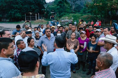 Alcalde de Huejutla responde a colapso de drenaje en Tehuetlán