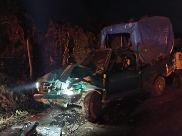 Deja 6 heridos choque de unidades de transporte público en Huejutla