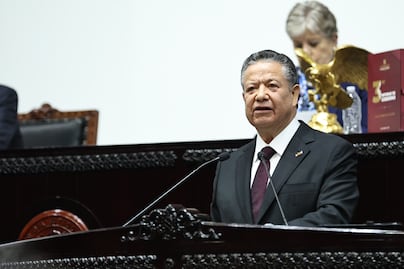 Menchaca impulsa paquete de iniciativas para fortalecer justicia y administración pública en Hidalgo