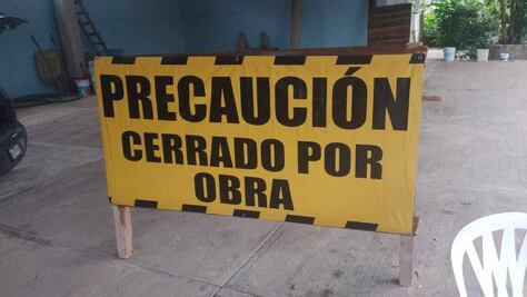 Cierran vía en Huejutla por construcción de puente