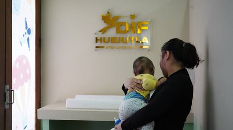 Inauguran Lactario municipal en Huejutla para apoyar a madres trabajadoras 