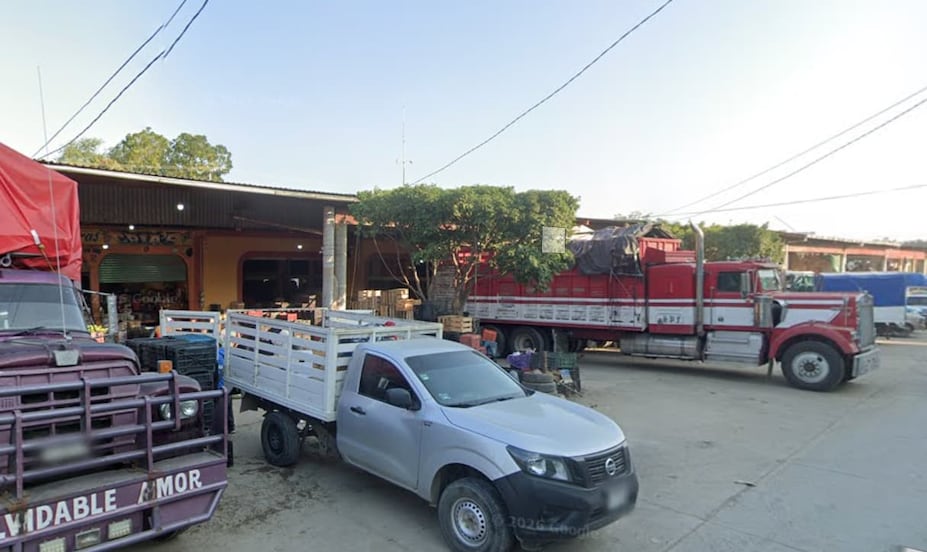 Conato de incendio causó pánico en bodega de central de abastos en Huejutla 