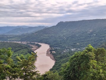 Desbordamiento del río Calabozo arrasó con la comunidad de Coatzonco, en Huautla