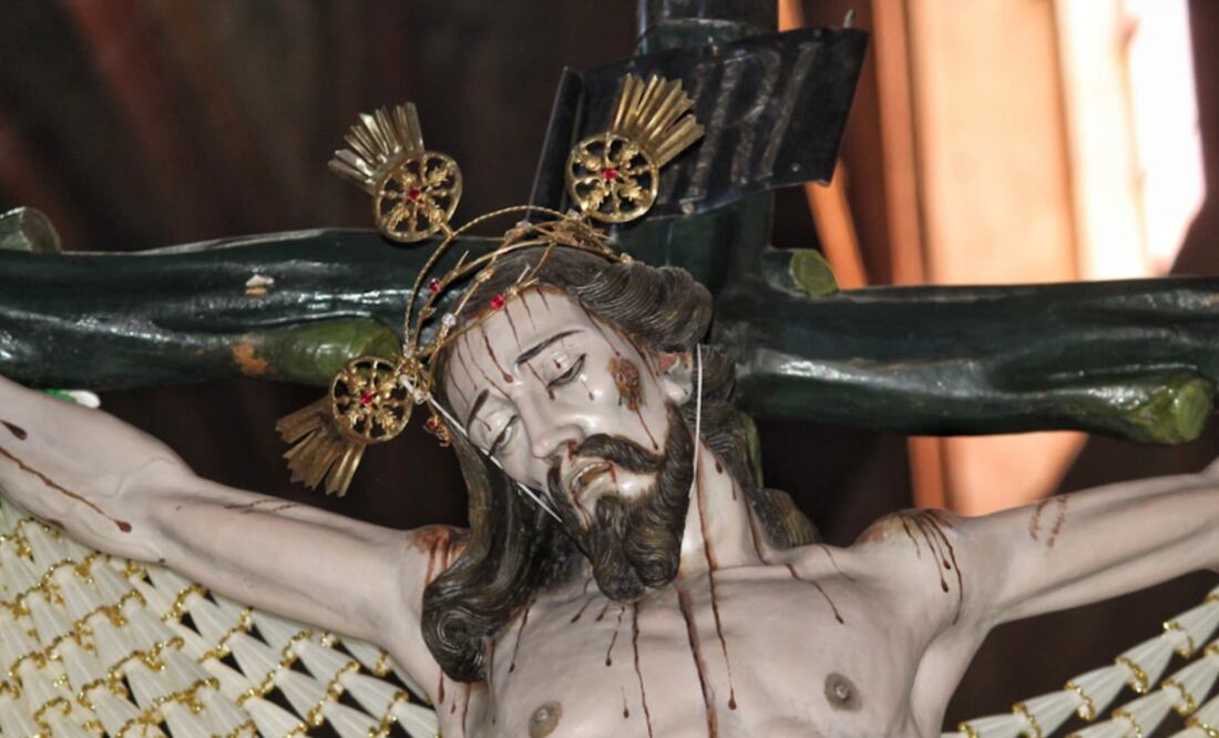 El 7 de septiembre, el primer cuadro, así como calles aledañas, se visten de colores con los tapetes que las comunidades y barrios realizan.