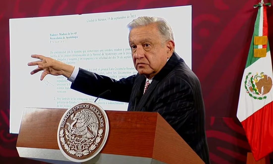 El presidente Andrés Manuel López Obrador anunció que se harán públicas todas las grabaciones proporcionadas por el gobierno de EU vinculadas directa o indirectamente con la desaparición de los 43 normalistas | Foto: Especial