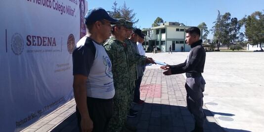 Inició con emoción la carrera conmemorativa de los 200 años del Heroico Colegio Militar