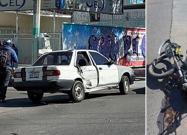 Motociclista resulta lesionado tras choque en avenida Juárez, Pachuca