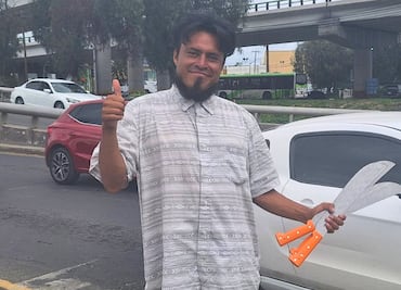 Entre machetes, sonrisas y arte prehispánico está Joaquín, el artista del semáforo