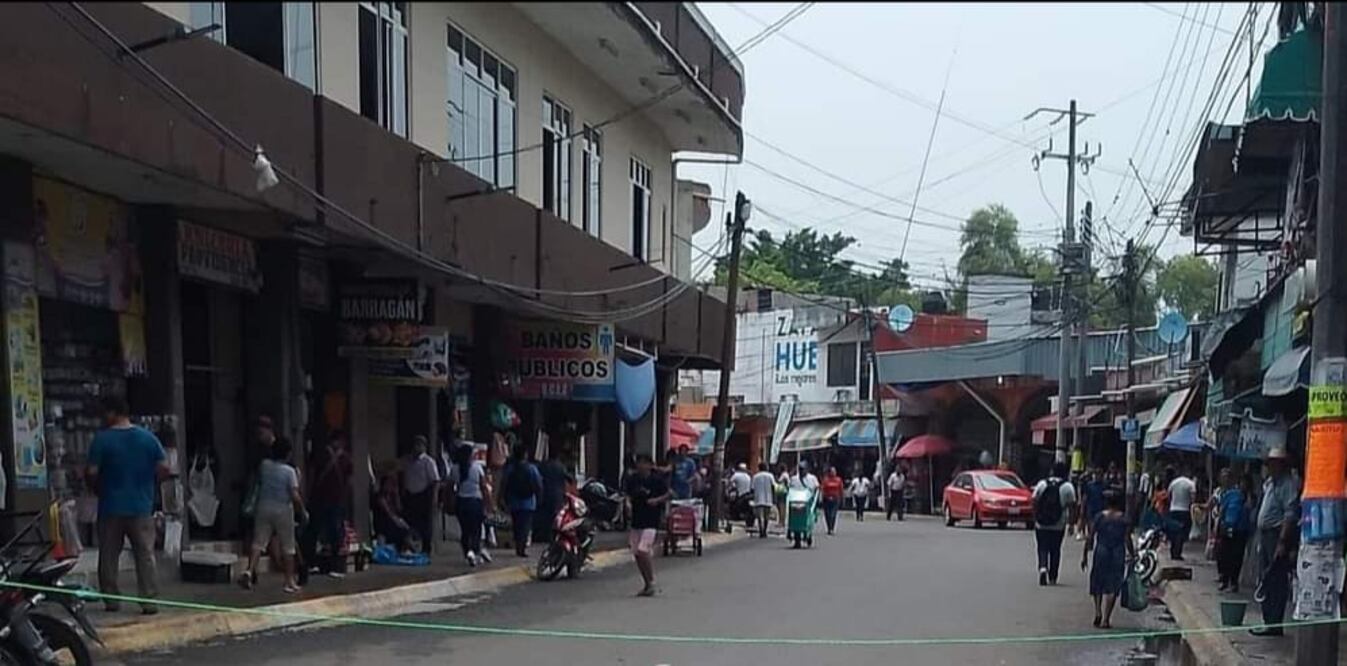 Vendedoras de enchiladas exigen rehabilitación digna de su espacio I Foto:Especial