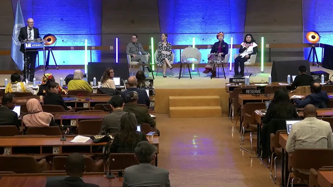 Maestra hñähñu de Chilcuautla representa a México ante la Unesco | Twitter: UNESCO México