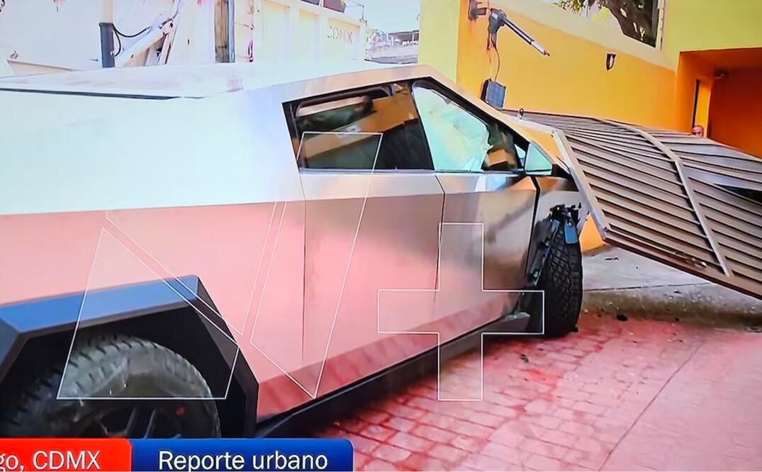 Cybertruck choca contra casa Foto: +Noticias captura de pantalla