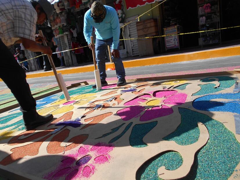 Ixmiquilpan se viste de colores para procesión en honor al Señor de Jalpan | Foto: Erika Gutiérrez