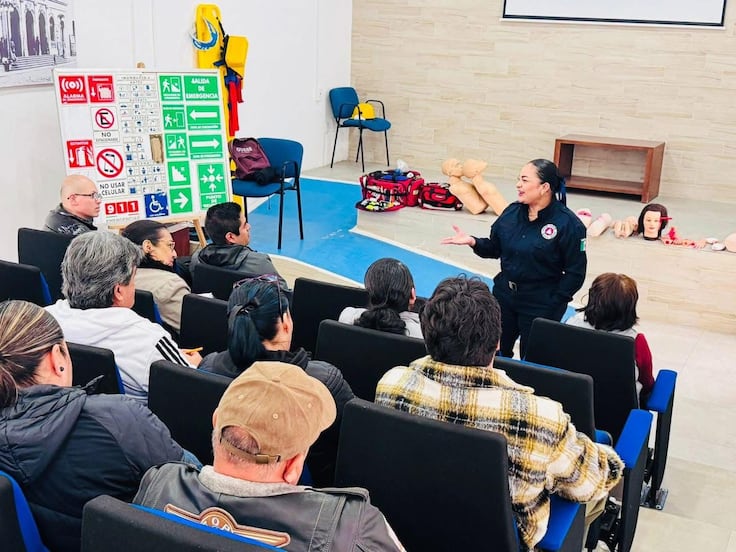 Capacitan a personal del Congreso en atención de emergencias