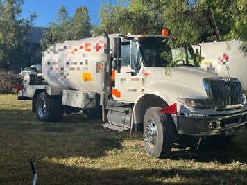 FGR realiza cateo en Tula de Allende por almacenamiento ilícito de hidrocarburo