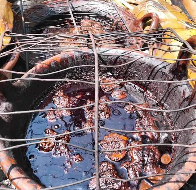 Mole horneado, un platillo tradicional de Santiago de Anaya preparado por Doña Claudia Hernández I Foto: Gerardo Campa