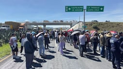 Pobladores de Zempoala bloquean carretera por seis horas y logran acuerdos de obra pública