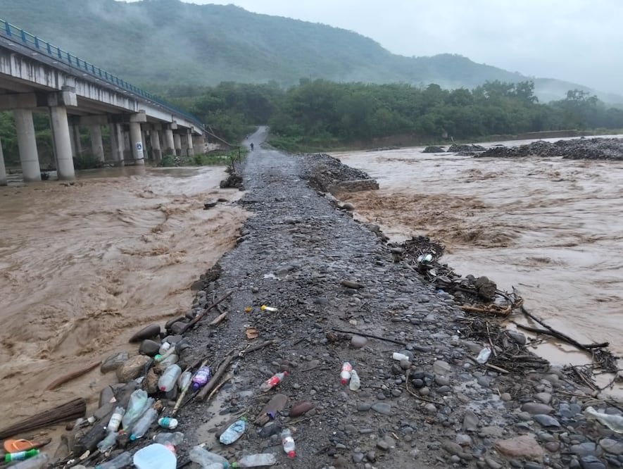 Las lluvias han afectado los caminos Foto: Especial