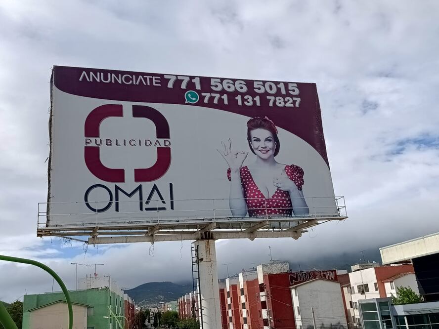 Pachuca bajo la lupa: más de 130 espectaculares irregulares invaden la ciudad | Foto: Lourdes Naranjo