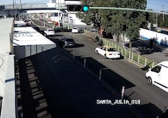 Tres pasajeros resultan lesionados tras frenado de unidad de transporte en Santa Julia