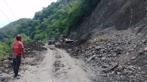 Tormenta Barry deja afectaciones en nueve tramos carreteros de Huazalingo