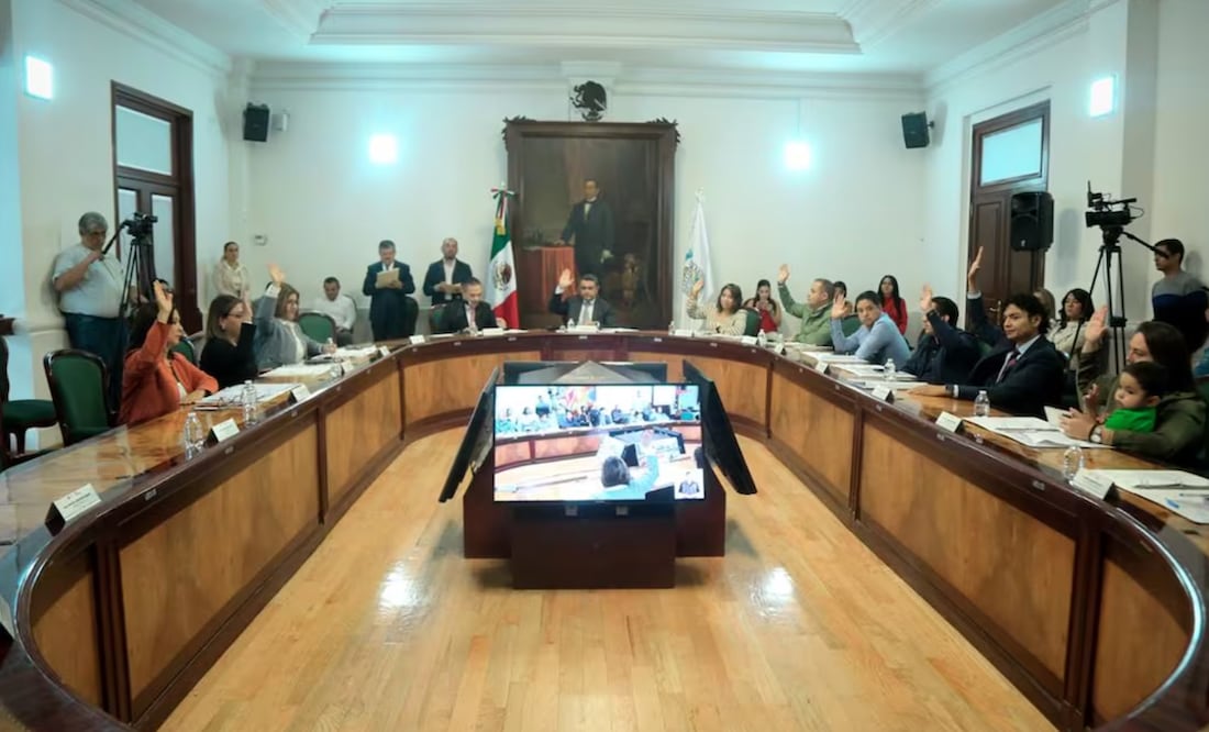 FGR investiga a jueces por dar suspensiones contra reforma judicial. Foto: Especial