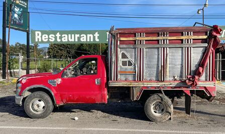 Policía controla derrame de hidrocarburo y asegura un vehículo