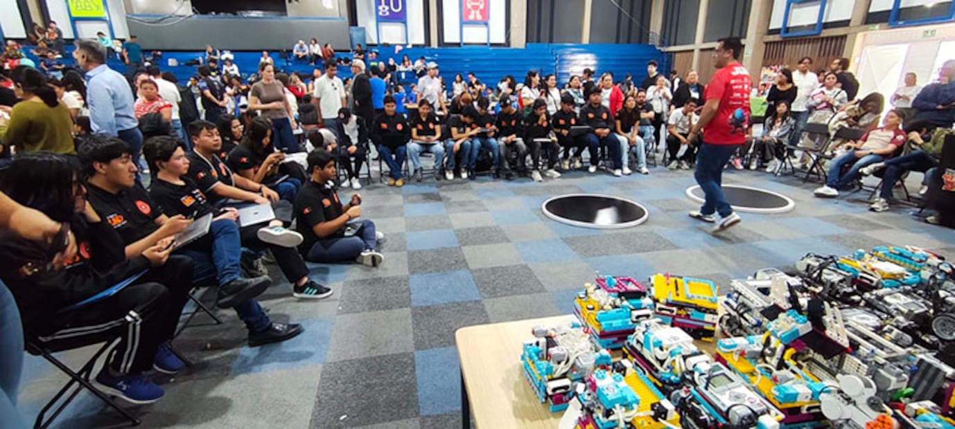 ¡Dominio hidalguense en robótica! Estudiantes de la UAEH arrasan en torneos internacionales | Foto: UAEH