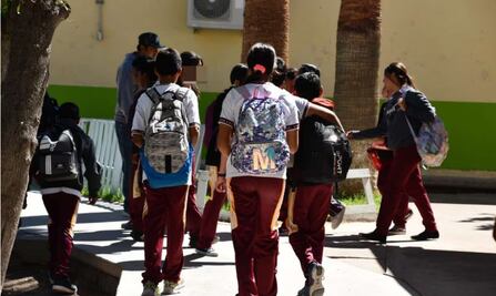 Estos son los estudiantes que deberán repetir el ciclo escolar, según la SEP