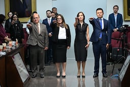 Renuncia titular del Órgano Interno de Control del TEEH y acusa falta de transparencia