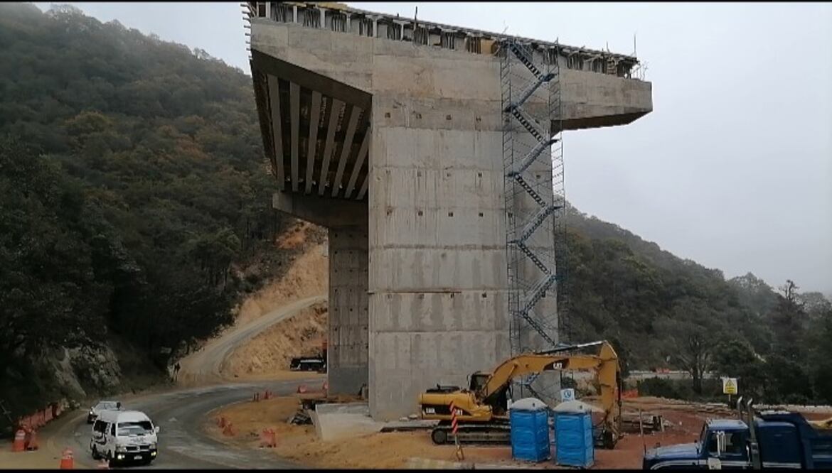 42 millones 133 mil 590.81 pesos costará la reconstrucción de acceso al Corredor de la Montaña | Foto: Arturo Torres