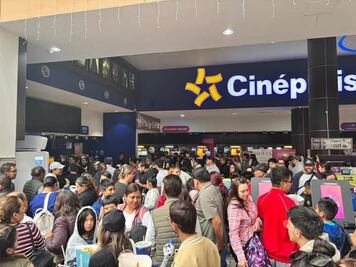 Desalojan sala de cine en Plaza Galerías Pachuca por reporte de humo