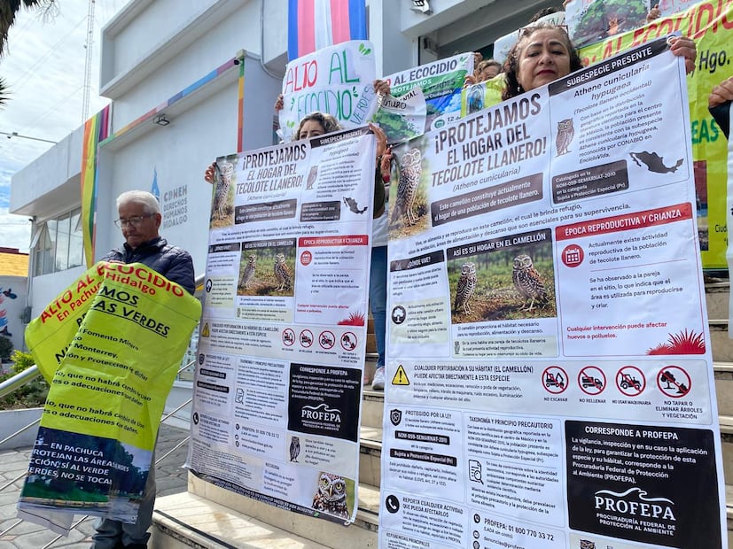 Un grupo de vecinos acudió a la Comisión de Derechos Humanos de Hidalgo (CDHEH) para solicitar que se pronuncie al respecto, en defensa a la salud y al bienestar animal.  I Foto: Lourdes Naranjo