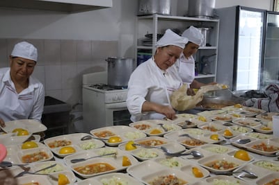 Abren décimo Espacio de Alimentación en Tulancingo para estudiantes de nivel básico