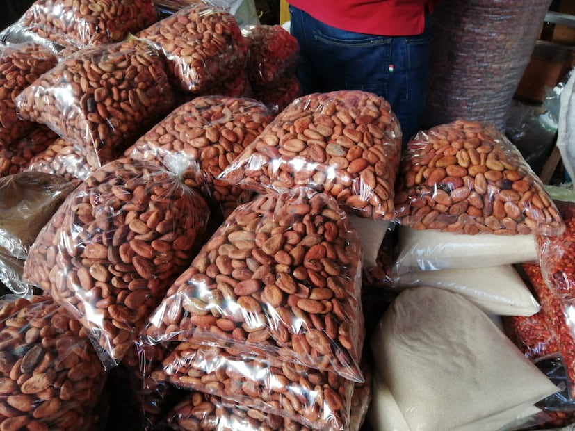Delegados de Huejutla expresan inconformidad por reparto de cacao para Xantolo 2025 | Foto: especial