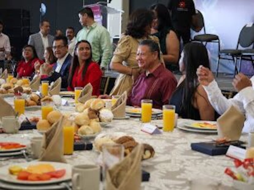 Reconoce Gobierno de Hidalgo a madres sindicalizadas | Foto: Especial