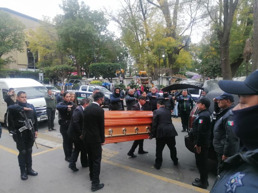 Despiden al comandante Víctor Rodríguez durante homenaje póstumo en Tulancingo | Foto: Grisel Lira