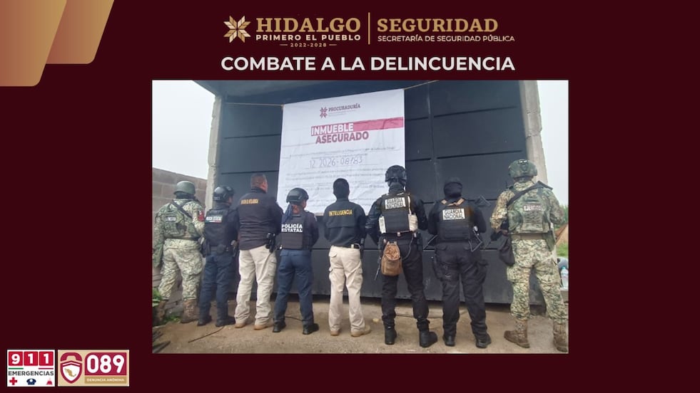 Desmantelan presunto centro de almacenamiento de huachicol en Tlaxcoapan; aseguran droga y vehículos robados