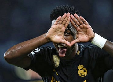 Jugador del Real Madrid “coquetea” con futbolista del Pachuca femenil