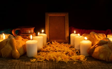 Bomberos de Huejutla atienden tres incendios durante el Xantolo por veladoras en altares