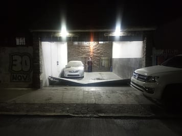 Reportan colisión en casa del PRI Chacón