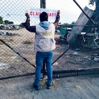 Clausura Profepa bodega incendiada en Mineral de la Reforma por manejo de residuos peligrosos