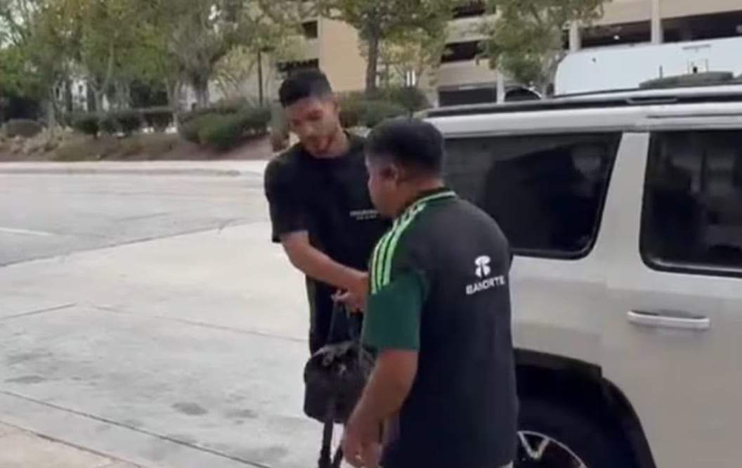 Raúl Jiménez se integra a la concentración de la Selección Mexicana en Pasadena FOTO: ESPECIAL