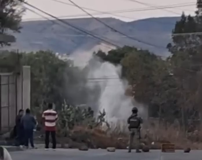 Fuga de hidrocarburo en Cuautepec obliga a suspender clases en Texcaltepec