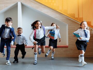 Regreso a clases en Hidalgo: más de 600 mil estudiantes retoman actividades pese al frío