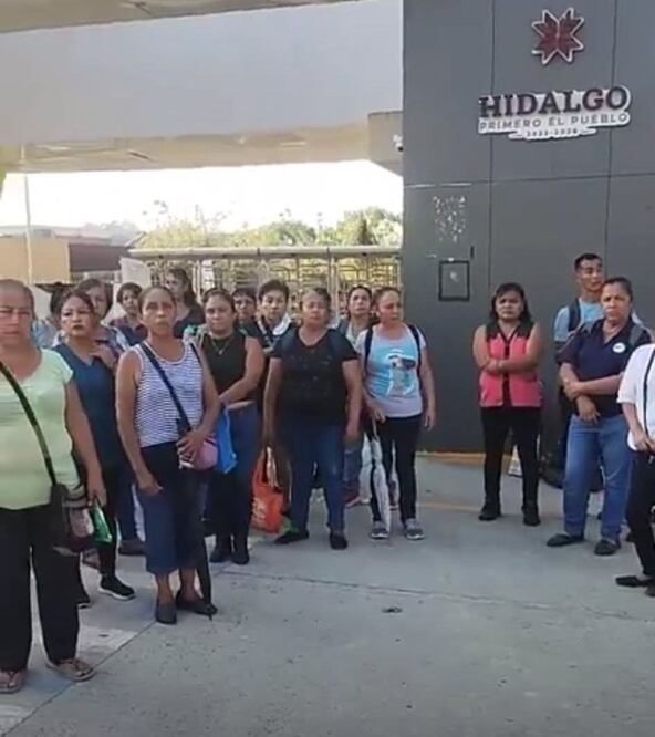 La UTHH tiene más de 2 mil 500 estudiantes inscritos y más de 200 empleados entre administrativos, docentes y personal de apoyo, lo que hace crítica la estabilidad laboral para el funcionamiento institucional.