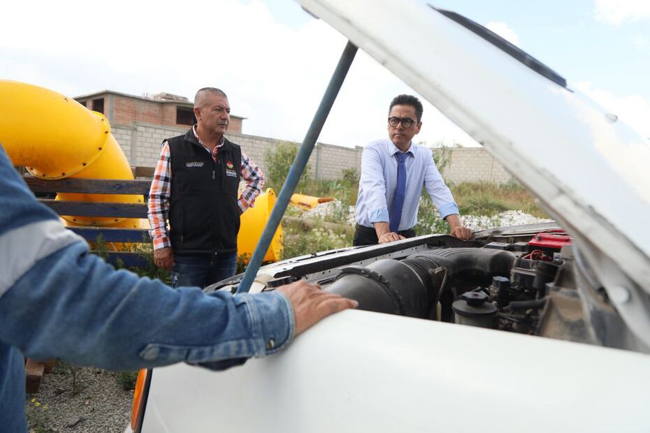 Eduardo Medécigo aseguró que “en breve” pondrán en marcha más camiones compactadores y camionetas recolectoras, debido a que están siendo habilitados para los trabajos que realizarán.  Foto: FB Lalo Medécigo