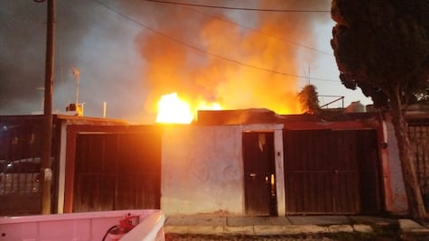 Se incendia vivienda durante la madrugada en Tizayuca