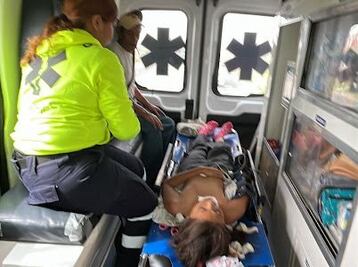 Volcadura en Tolcayuca deja tres personas heridas, entre ellas dos menores