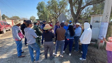 Vecinos de Palma Gorda mantienen bloqueo por obras del tren AIFA-Pachuca